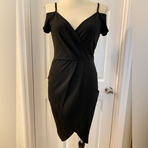 Boohoo Black Midi Dress with Sleek Design